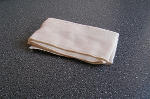 Ostel�rred, finmasket (90x90) cm